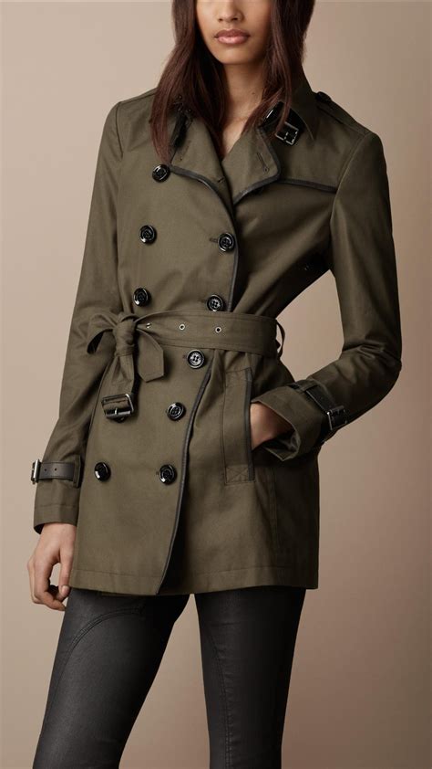 burberry brit short utility trench